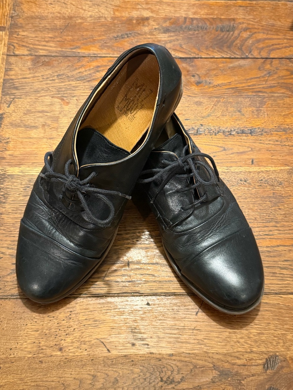 Miz Mooz Black Leather Women's Oxford Derbys